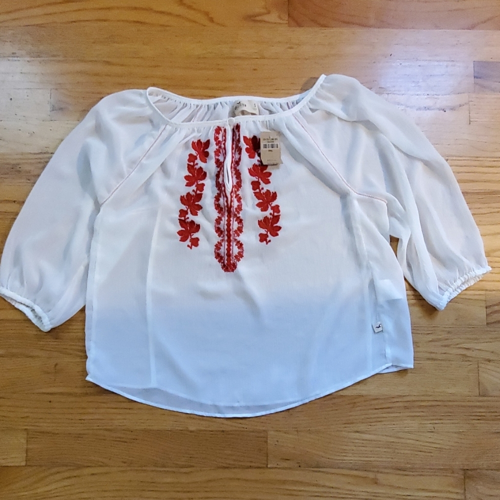 Hollister embroidered shirt